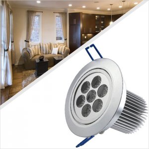 LED Recessed Light Fixture - Aimable and Dimmable - Ultra Bright (7W) - 4.17" - 640 Lumens